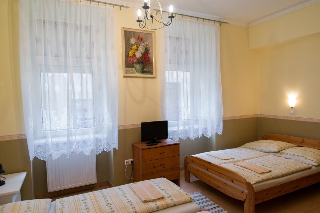 Taverna Panzio Sopron Dış mekan fotoğraf