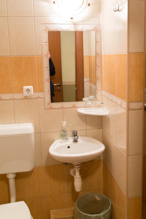 Taverna Panzio Sopron Dış mekan fotoğraf